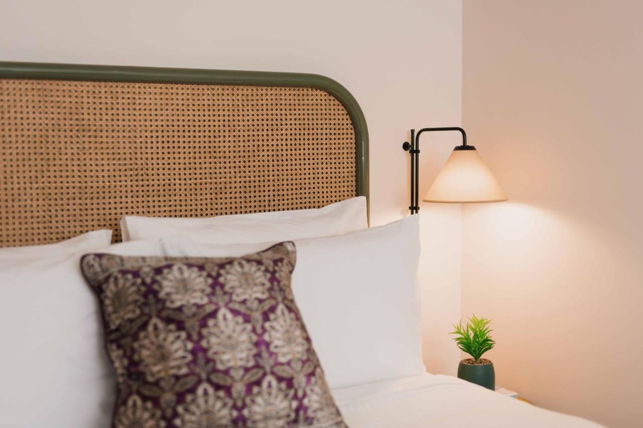 The Sarah By Urban Rest Hotel Сидни Екстериор снимка